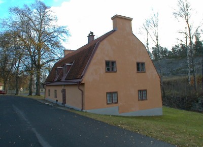 tumba hus 12.23.JPG